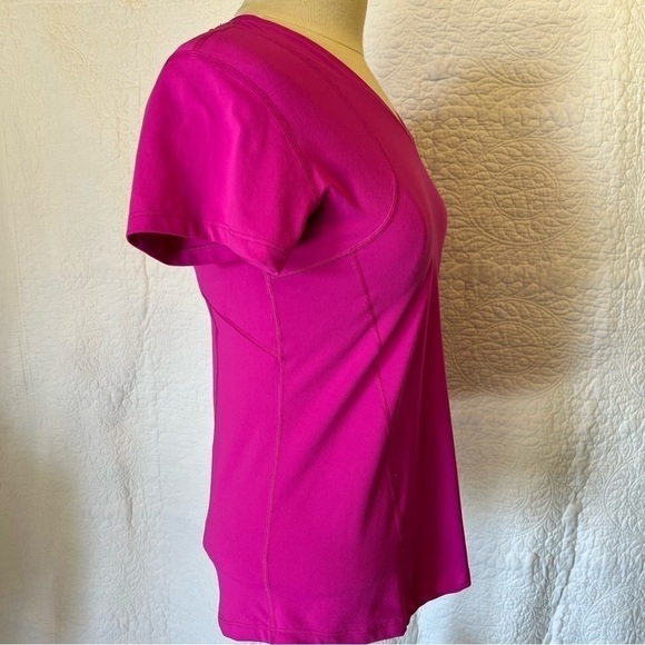 Hyba Women's Workout V-Neck Pink Workout Top, Size Medium - Picture 8 of 11